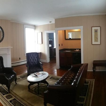 Inn At Patrick Henry'S Ричмонд Экстерьер фото