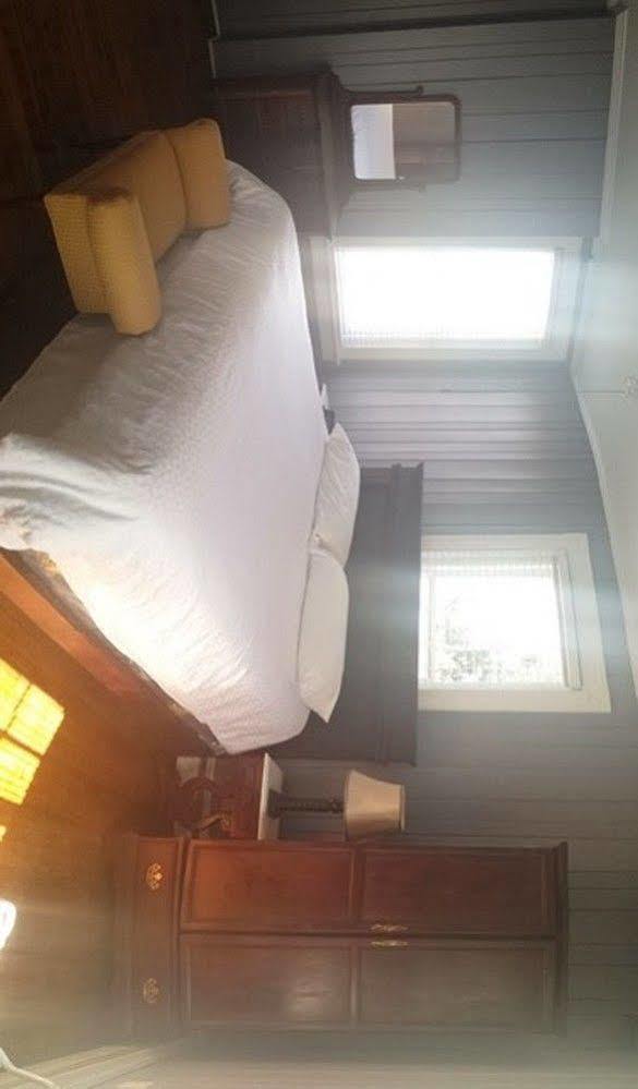 Inn At Patrick Henry'S Ричмонд Экстерьер фото